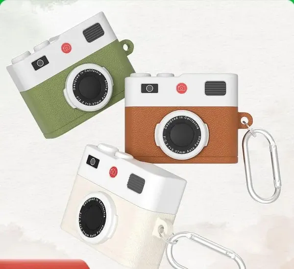 Airpods_Silicone_Case_With_Keychain