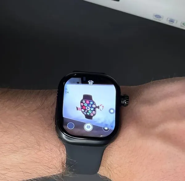 Smart_Watch_With_Camera_And_Lte_Connectivity