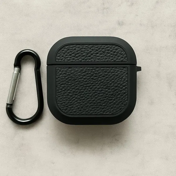 Airpods_4_Case_Cover_With_Carabiner