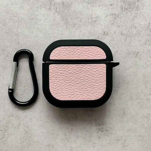 Airpods_4_Case_Cover_With_Carabiner