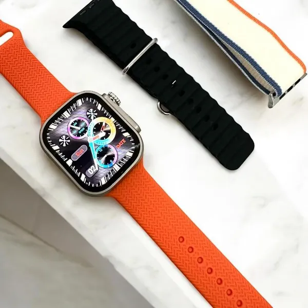 Smart_Watch_With_Rotating_Camera
