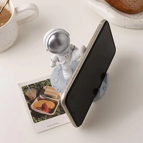 Astronaut_Phone_Holder_Stand