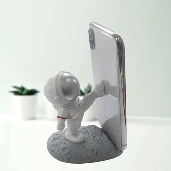 Astronaut_Phone_Stand