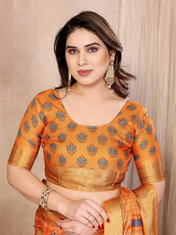 Orange_Printed_Saree_For_Women