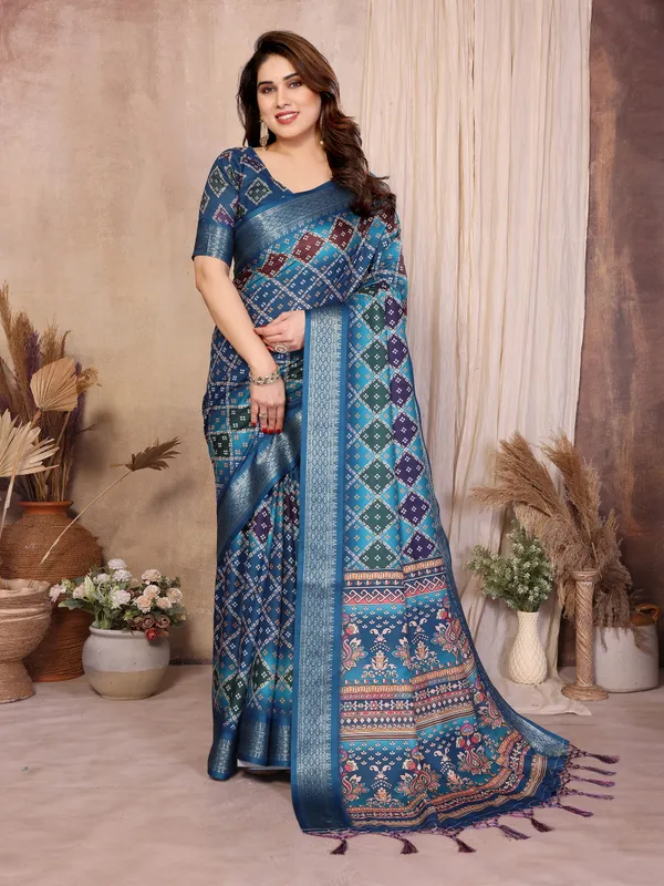 Blue_Printed_Saree_For_Women