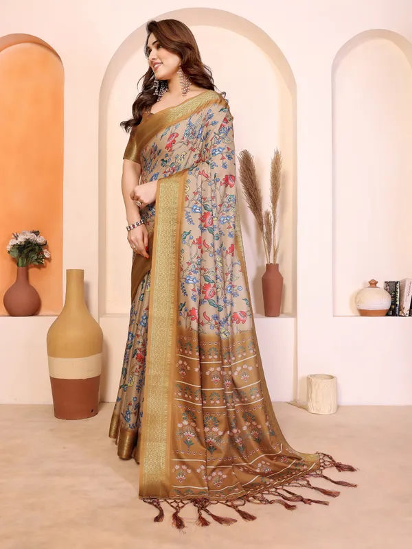 Brown_Floral_Print_Saree_With_Blouse_For_Women