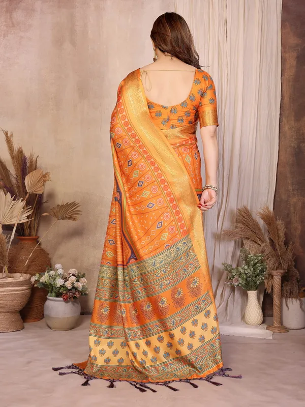 Orange_Printed_Saree_For_Women