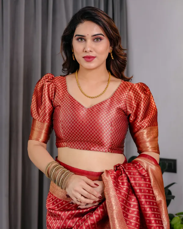 Red_Soft_Lichi_Silk_Saree_With_Golden_Zari_Weaving_&_Ornamental_Border
