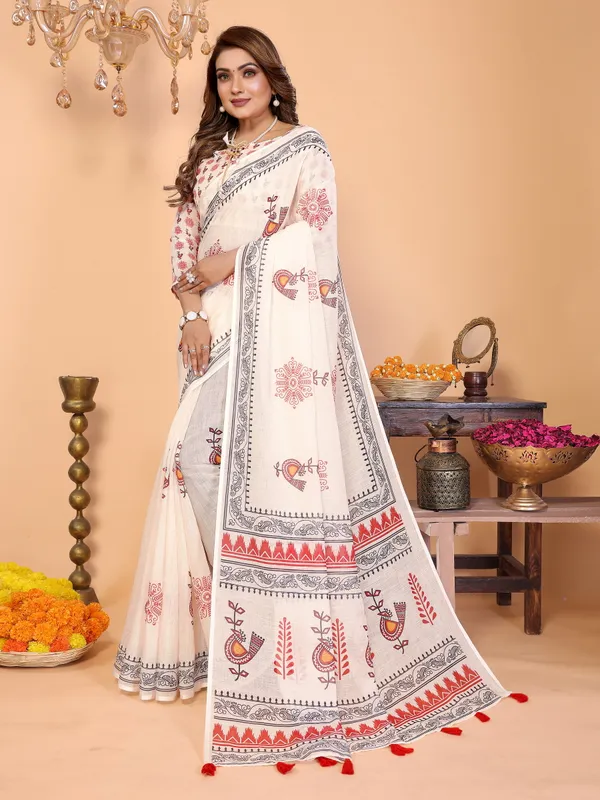 Off_White_Printed_Saree_For_Women
