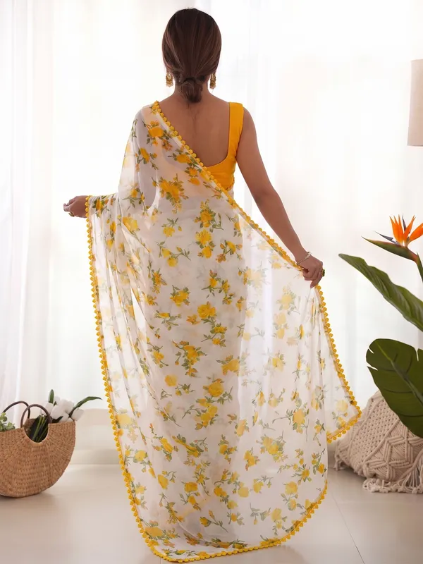 White_Chiffon_Floral_Print_Saree_For_Women