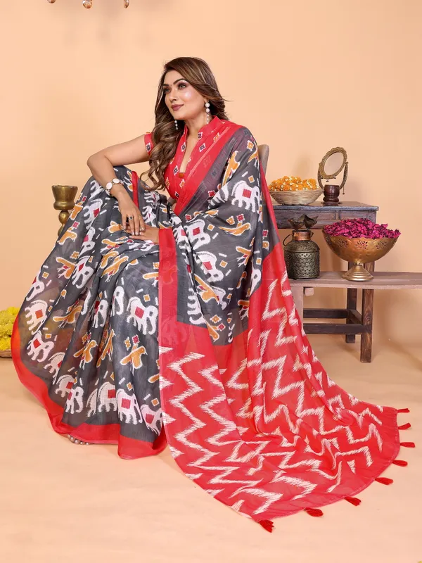 Red_Printed_Saree_For_Women