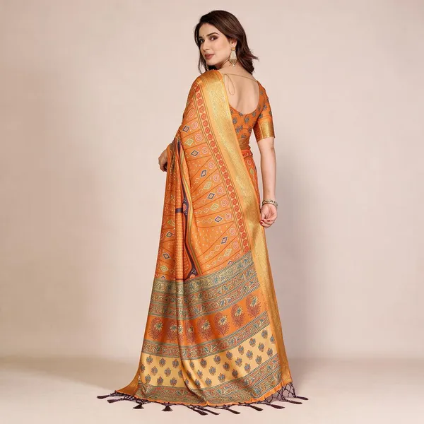 Orange_Printed_Saree_For_Women