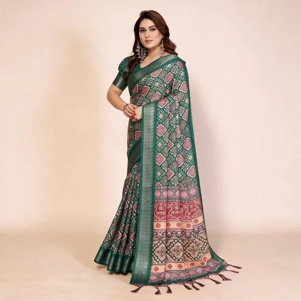 Green_Printed_Saree_For_Women