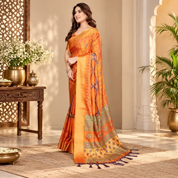 Orange_Printed_Saree_For_Women