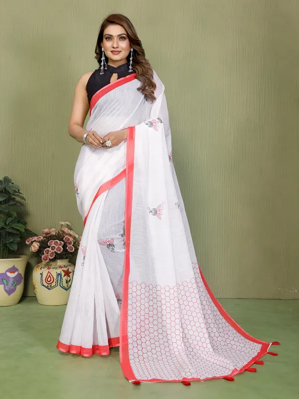 White_Geometric_Print_Saree_For_Women