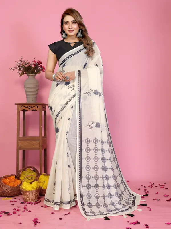 Off_White_Printed_Saree_For_Women