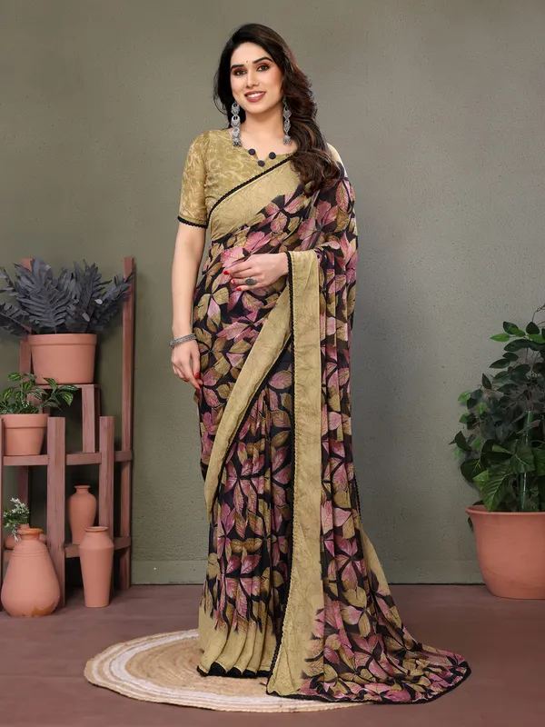 Beige_Printed_Floral_Saree_For_Women