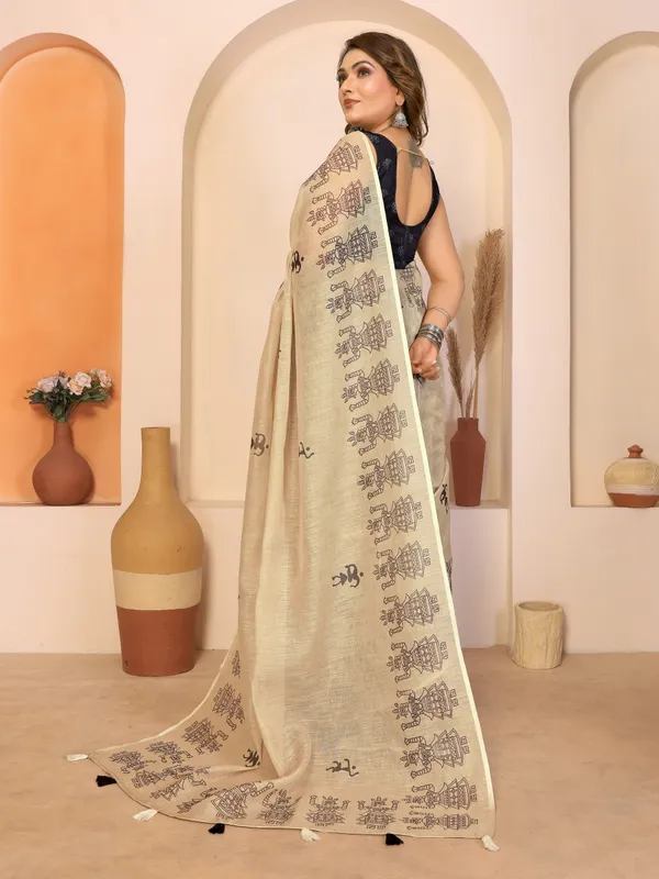 Beige_Printed_Ethnic_Saree_For_Women