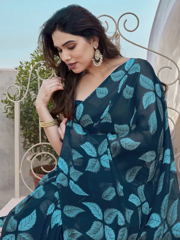 Blue_Leaf_Print_Saree_For_Women