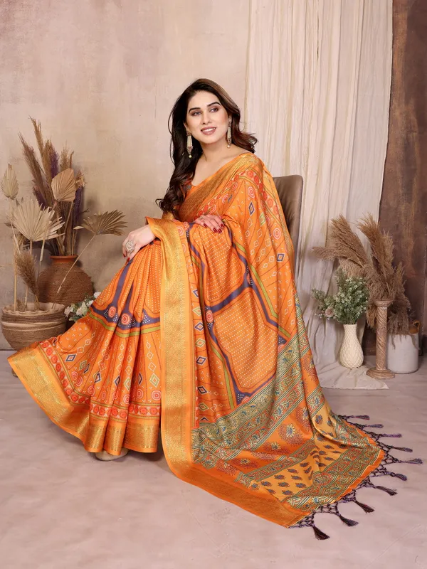 Orange_Printed_Saree_For_Women