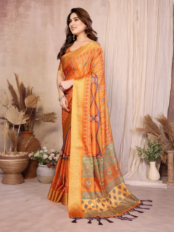 Orange_Printed_Saree_For_Women
