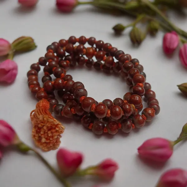 Red_Sandalwood_Chandan_Mala_8Mm