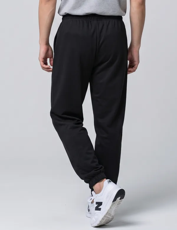 Black_Cotton_Regular_Fit_Joggers_For_Men