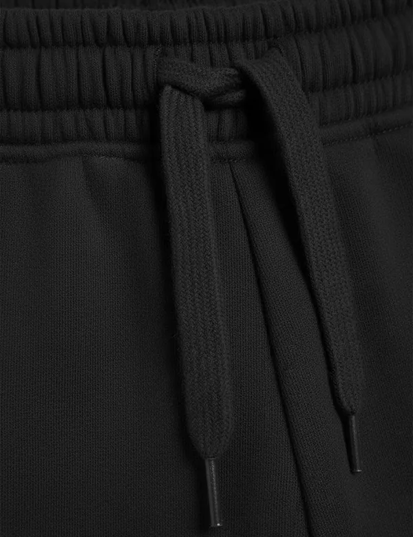 Black_Cotton_Pocket_Shorts_For_Men