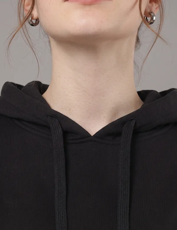 Black_Cotton_Fleece_Crop_Hoodie_For_Women
