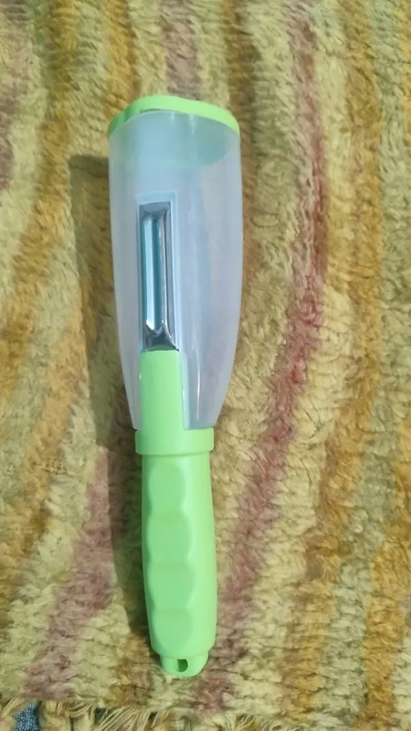 Plastic_Manual_Vegetable_Peeler