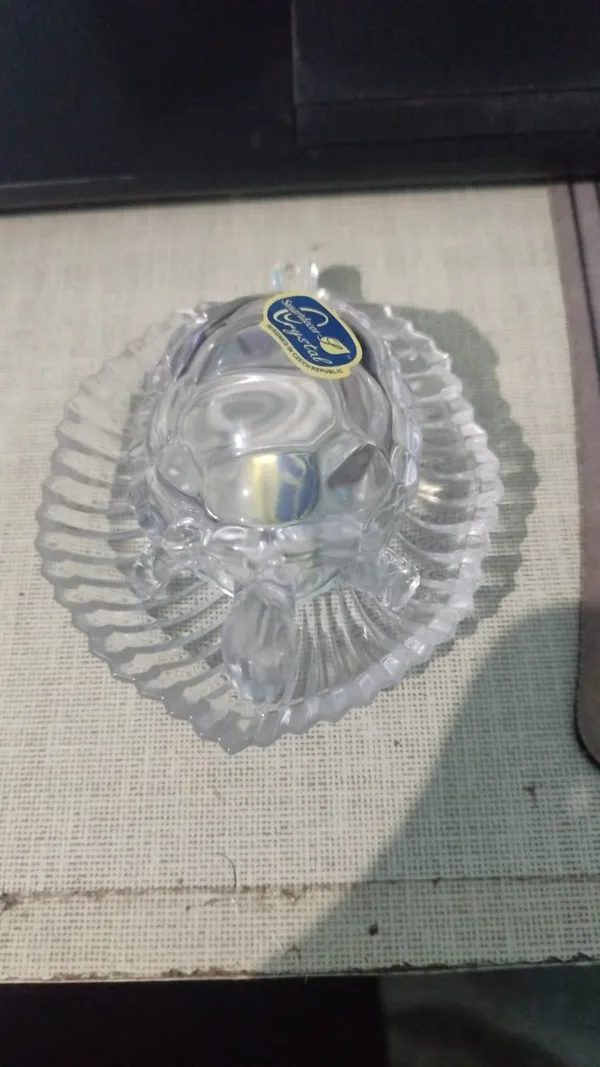 Glass_Turtle_with_tray_leaf_shaped