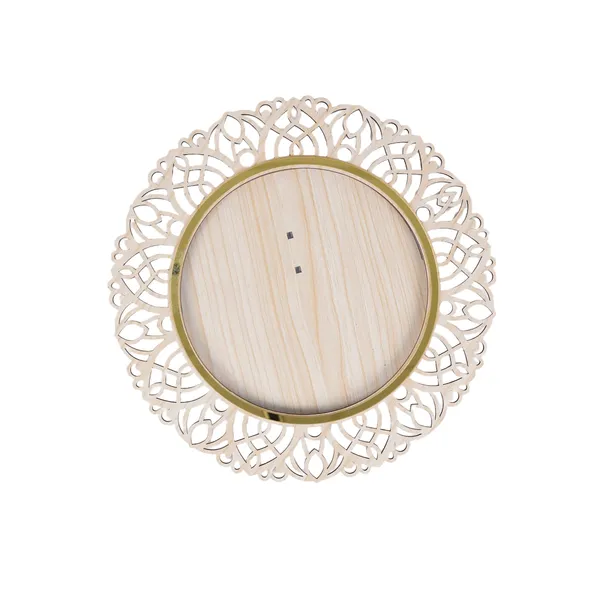 Izels_Round_Lace_Border_Photo_Frame_Wooden_Default_Title