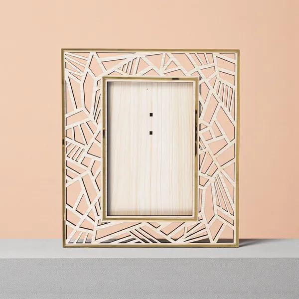 Izels_Rectangle_Abstract_Border_Photo_Frame_Wooden_Default_Title