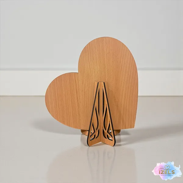 Wooden_Heart_Silhouette_Table_D_Cor_3_Default_Title