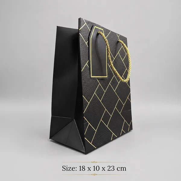 Izels_Premium_Luxury_Paper_Gift_Bags_Black_Pack_Of_10