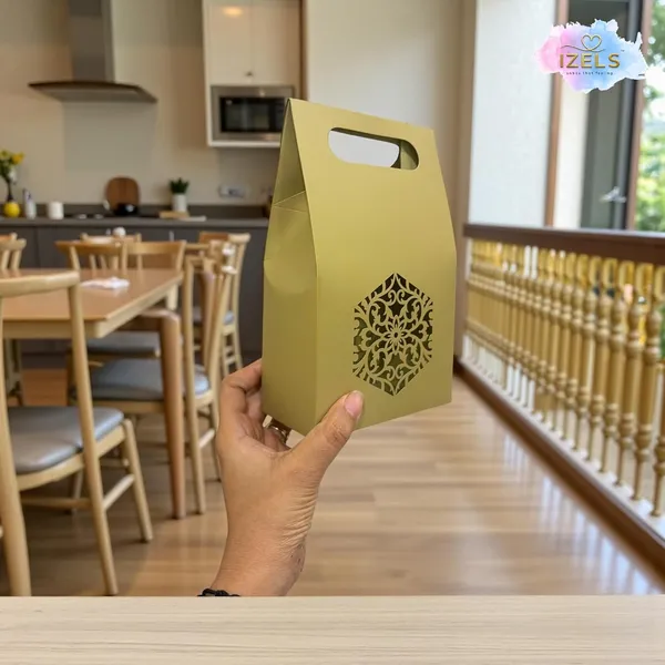 Izels_Laser_Cut_Paper_Gift_Bag_With_Handle_Mandala_Pack_Of_25_Metallic_Textured_Gift_Packaging_For_Eid_Gifts_Wedding_Favors_Return_Gifts_Festive_Corporate_Gifting_12x6x20_Cm_Green