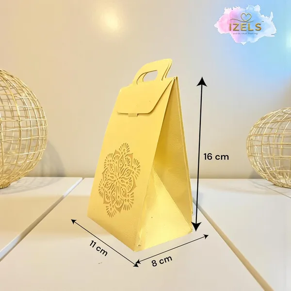 Izels_Laser_Cut_Paper_Gift_Box_With_Handle_Pack_Of_25_Decorative_Gift_Boxes_For_Wedding_Favors_Return_Gifts_Eid_Festive_Hampers_Chocolates_Sweets_Corporate_Gifting_16x11x8_Cm_Golden