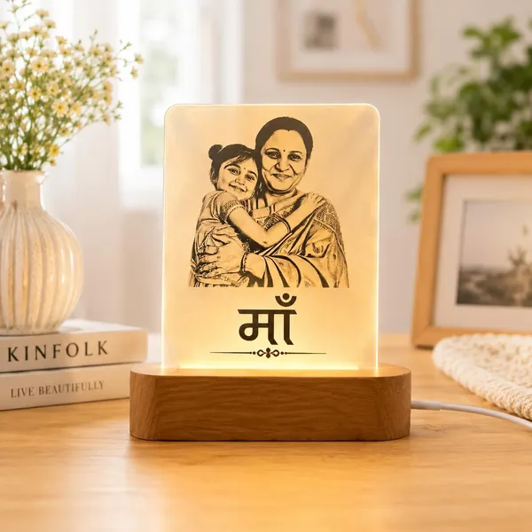 Personalised_Led_Photo_Lamp_For_Mom_Family_Custom_Name_Acrylic_Night_Light_With_Wooden_Base_Warm_Glow_Decorative_Table_Lamp_Birthday_Gift_For_Mother_Maa_Gift_Home_Decor