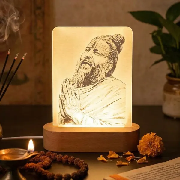 Premanand_Ji_Maharaj_Led_Spiritual_Lamp_Acrylic_Warm_White_Glowing_Night_Light_With_Wooden_Base_Usb_Powered_Ideal_For_Home_Mandir_Pooja_Room_Bedroom_Meditation_Size_8x6_Inch