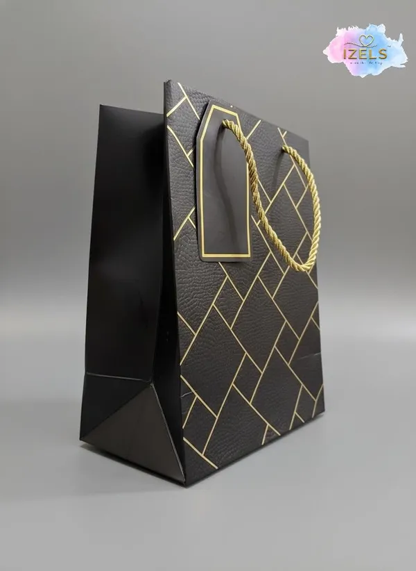 Izels_Premium_Luxury_Paper_Gift_Bags_Pack_Of_5_Leather_Finish_With_Gold_Foil_Geometric_Design_Thick_220_Gsm_Paper_Rope_Handles_Thank_You_Tag_Small_18x10x23_Cms_Black