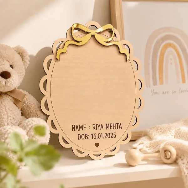 Personalised_Wooden_Plaque_For_Kids_Room_Custom_Baby_Keepsake_Wall_Table_Decor_With_Golden_Mirror_Acrylic_Name_Laminated_Mdf_Aesthetic_Nursery_Bedroom_Decoration_30_X_30_Cm_Handprint