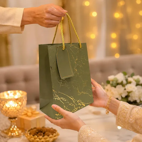Izels_Metallic_Paper_Gift_Bag_With_Gold_Foiling_23x18x10_Cm_Green_10_Pcs