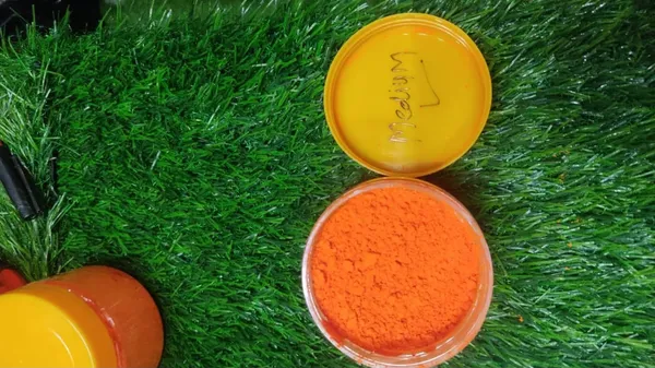 Orange_Kumkum_Powder_Turmeric-Based