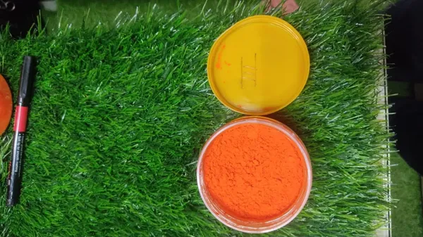 Orange_Kumkum_Powder_Turmeric-Based