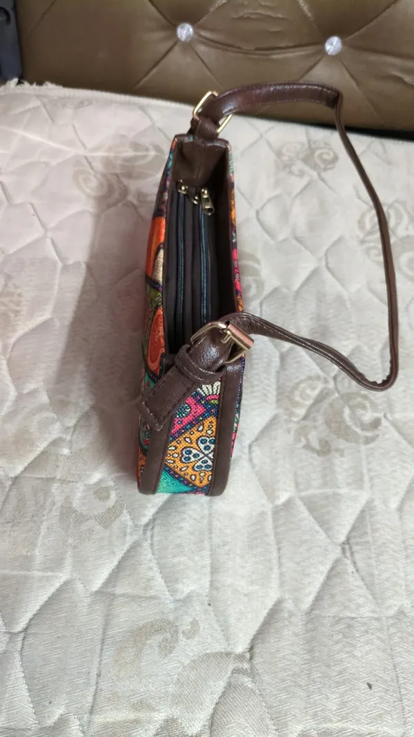 Multicolor_Printed_Cotton_Leather_Shoulder_Bag_For_Women