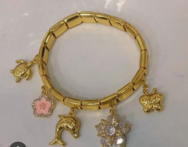 Gold-Tone_Charm_Bracelet_for_Women