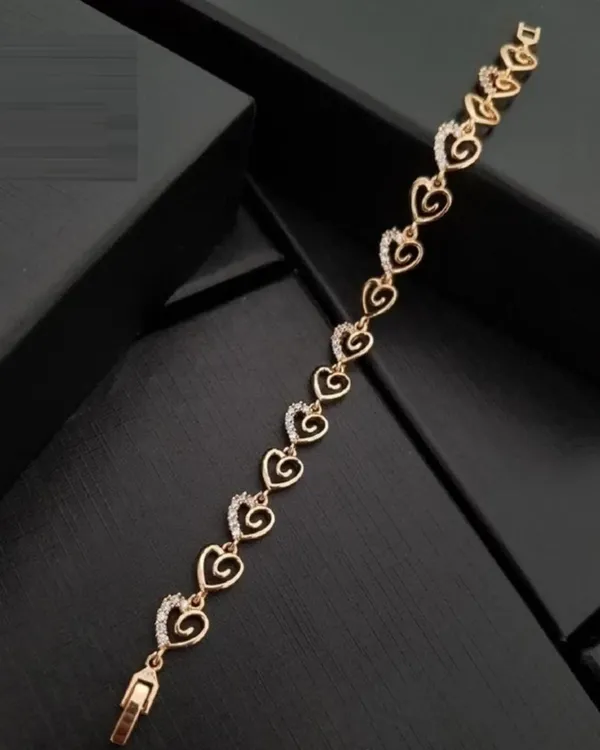Gold_Tone_Heart_Link_Bracelet_for_Women