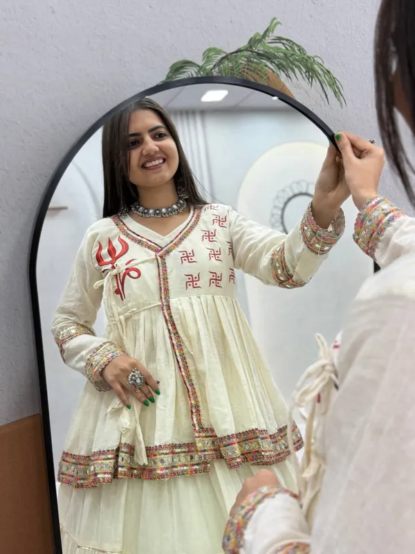 Sm_Pure_Cotton_Kediyu_Style_Lehenga_Choli_With_Hotfix_Work_Default_Title