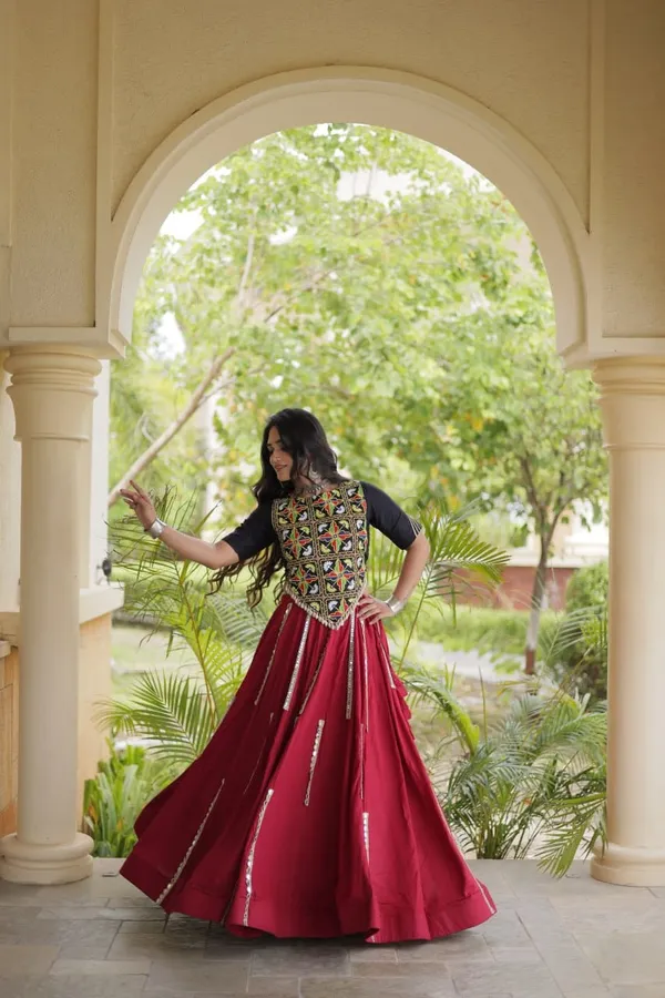 Sm_Rayon_Mirror_Work_Lehenga_With_Embroidered_Blouse_White