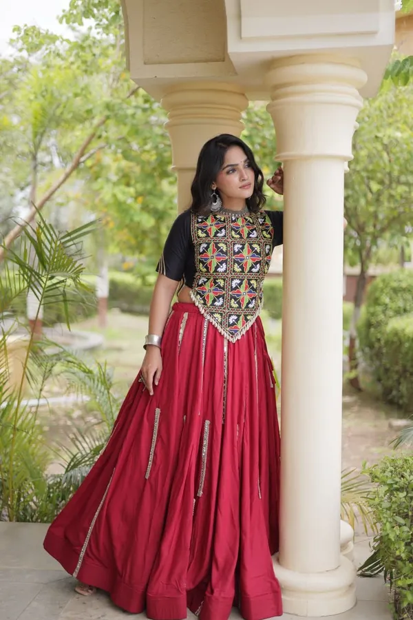 Sm_Rayon_Mirror_Work_Lehenga_With_Embroidered_Blouse_White